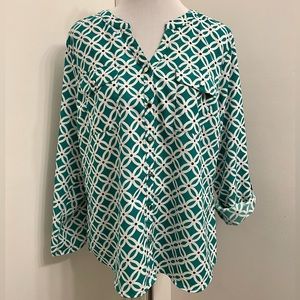 Like New! Notations Retro Print button-down blouse